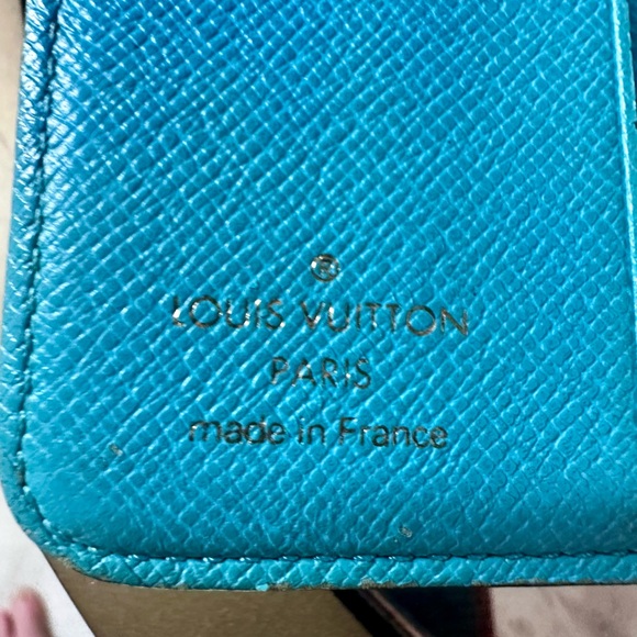 Louis Vuitton Compact Limited Edition Bell Boy Snap Zip Wallet - Picture 4 of 13